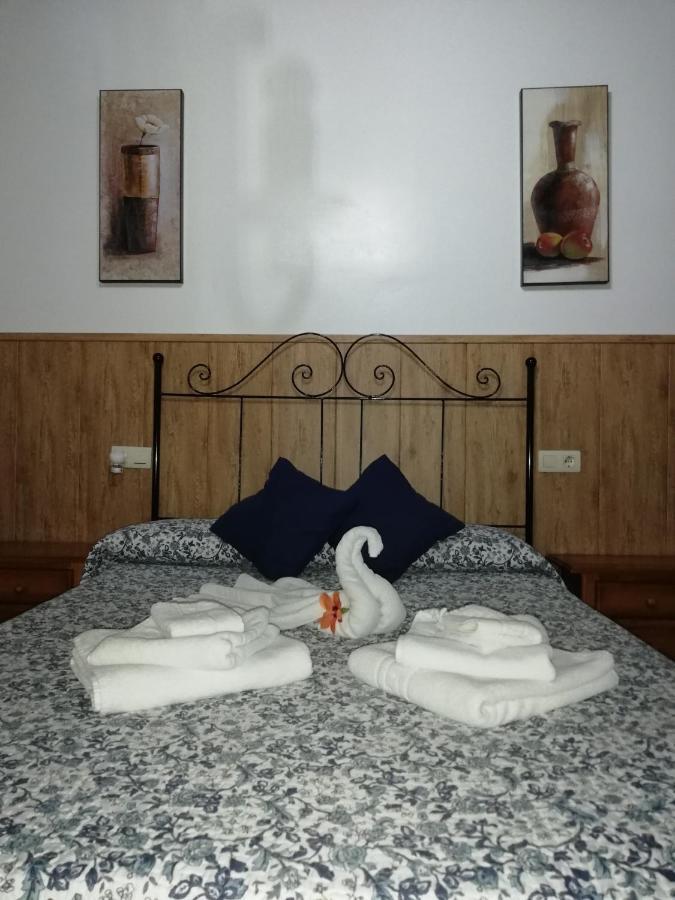 Hostal Brenaverde Gaucín Dış mekan fotoğraf