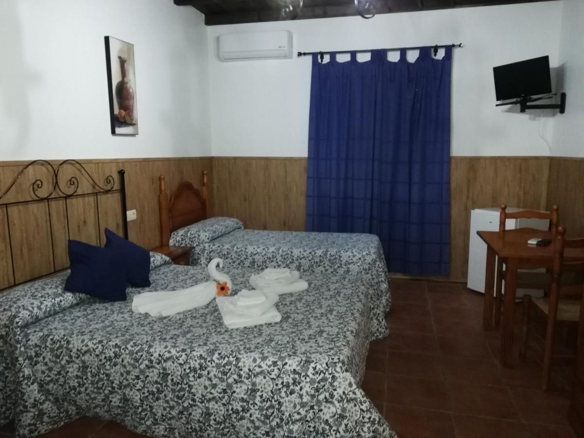Hostal Brenaverde Gaucín Dış mekan fotoğraf