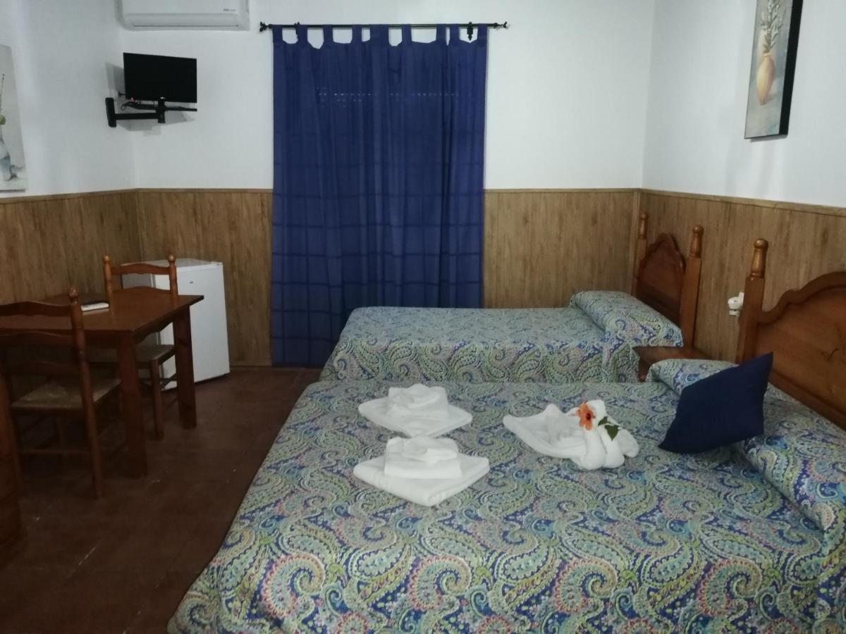 Hostal Brenaverde Gaucín Dış mekan fotoğraf